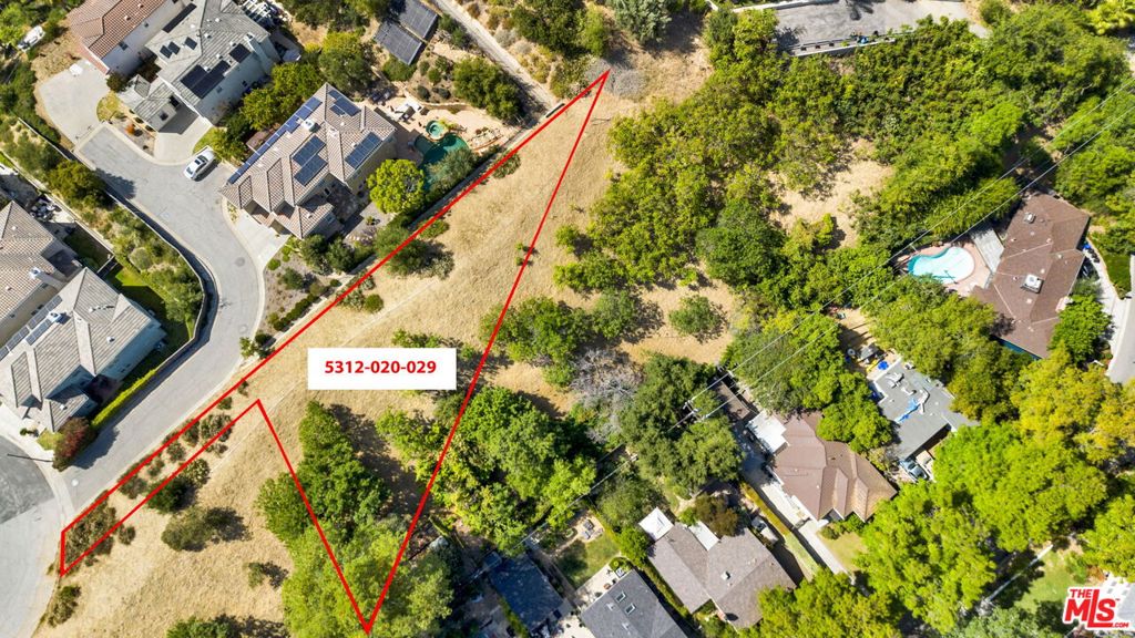 1 Oak Hill Ave Property Photo 1
