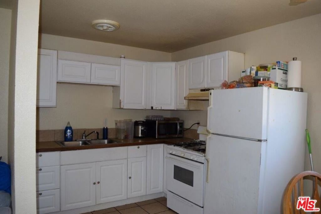 5495 Imperial Avenue Property Photo 8