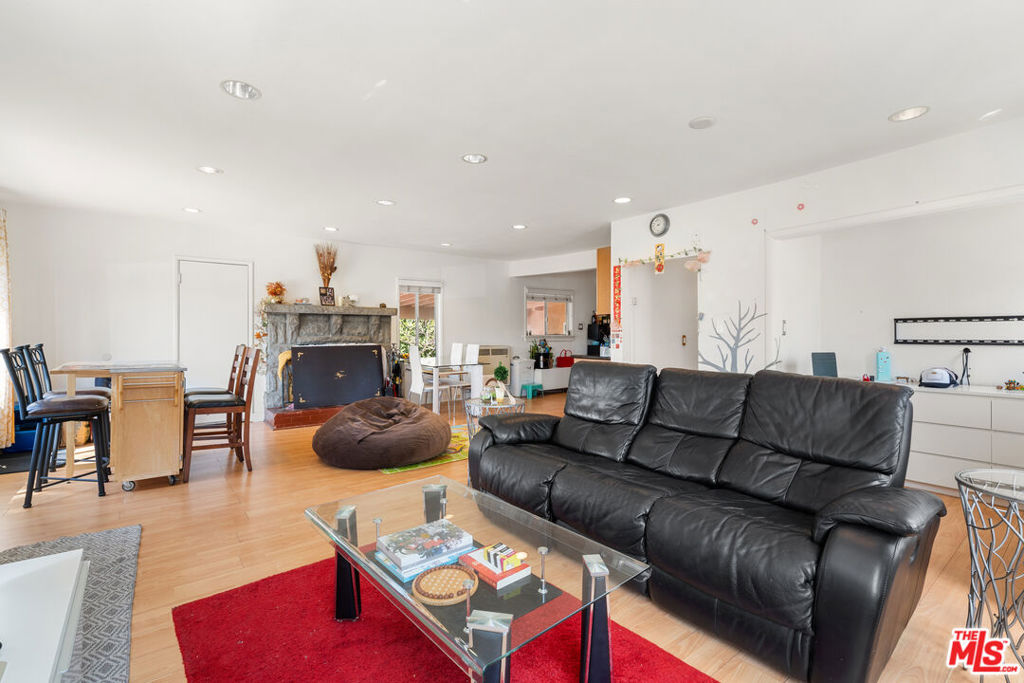 1622 S Spaulding Avenue Property Photo 11