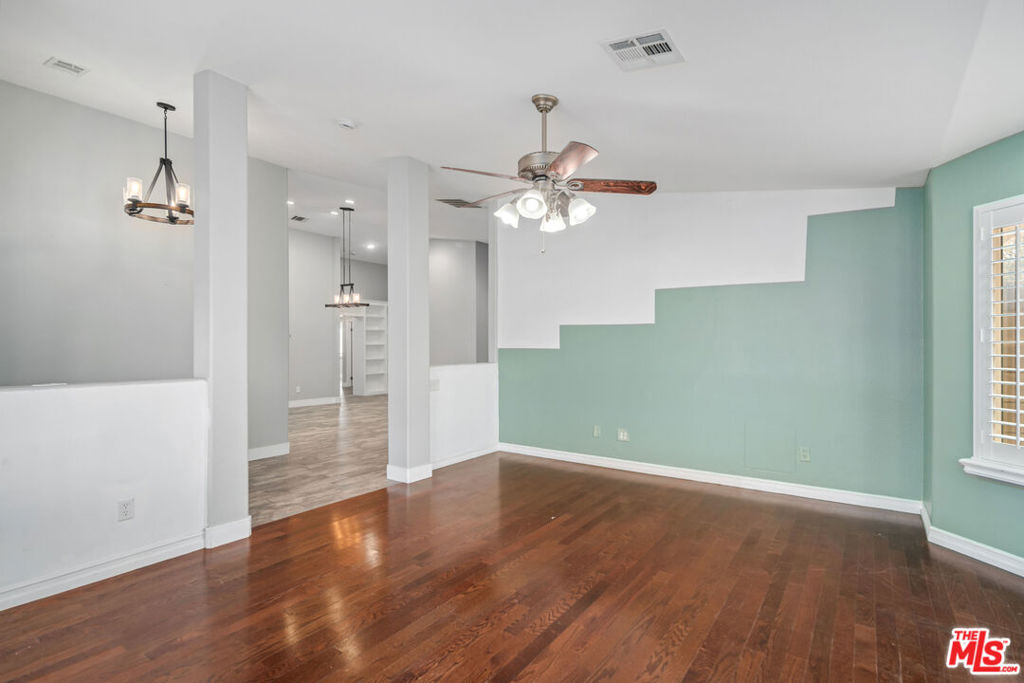 9628 Denhart Avenue Property Photo 7