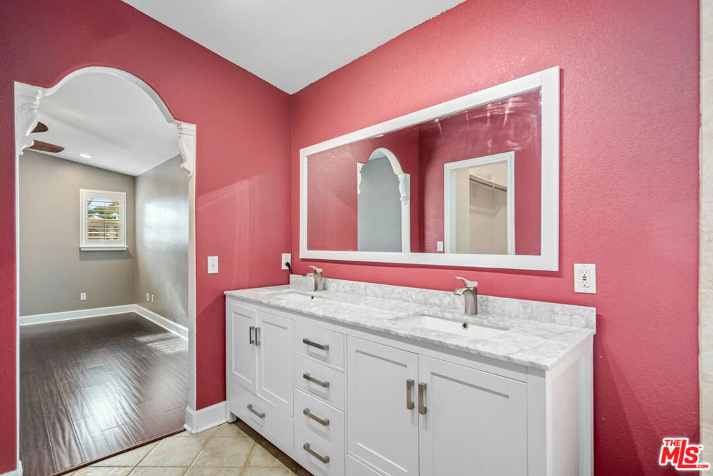 9628 Denhart Avenue Property Photo 21