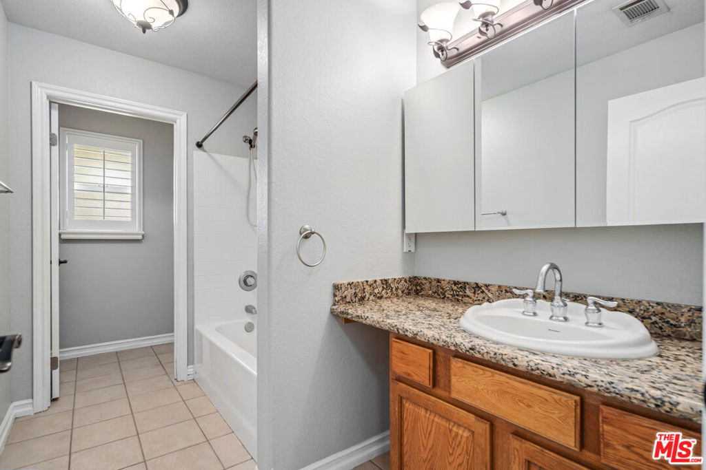9628 Denhart Avenue Property Photo 31