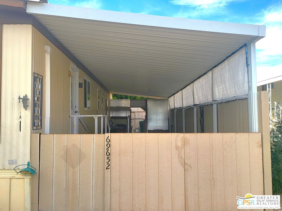 69652 Parkside Drive Property Photo 6