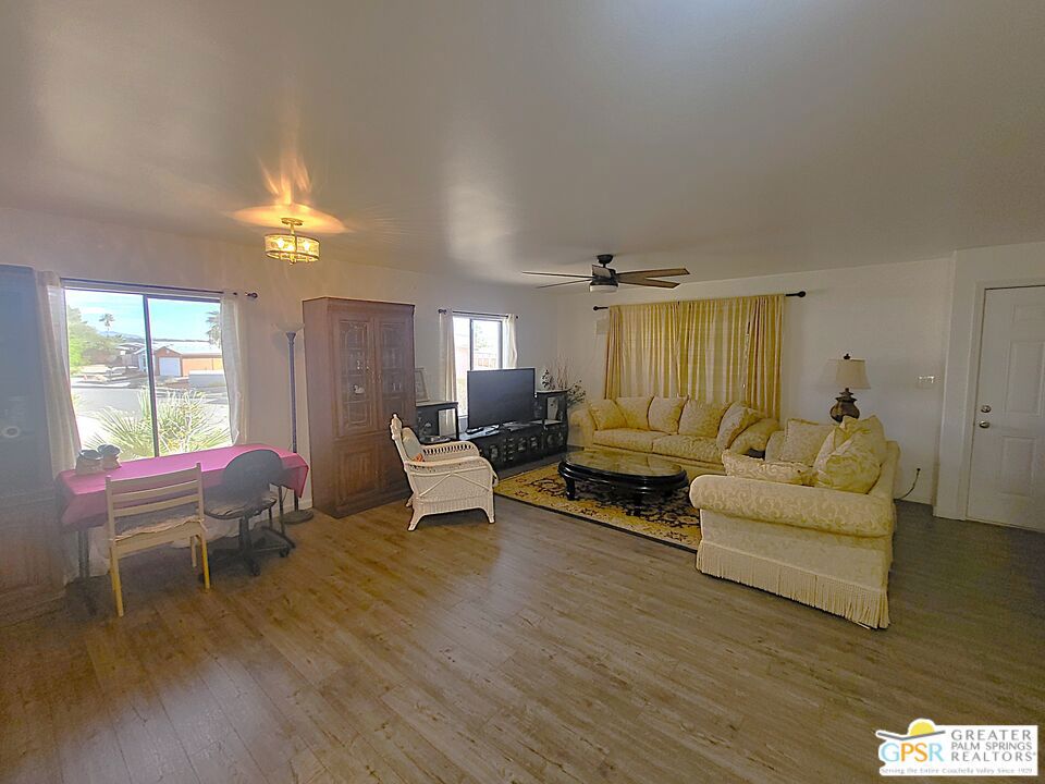 69652 Parkside Drive Property Photo 11