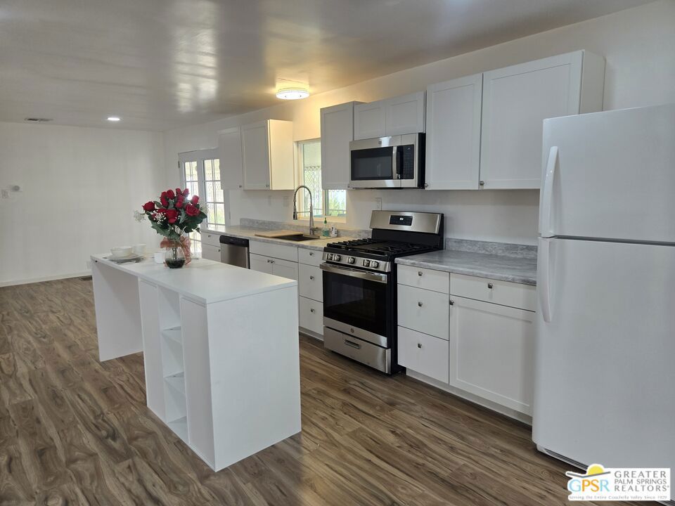 69563 Midpark Drive Property Photo 13