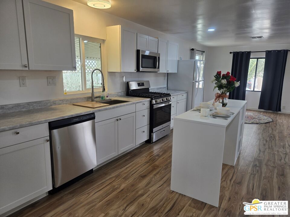 69563 Midpark Drive Property Photo 14