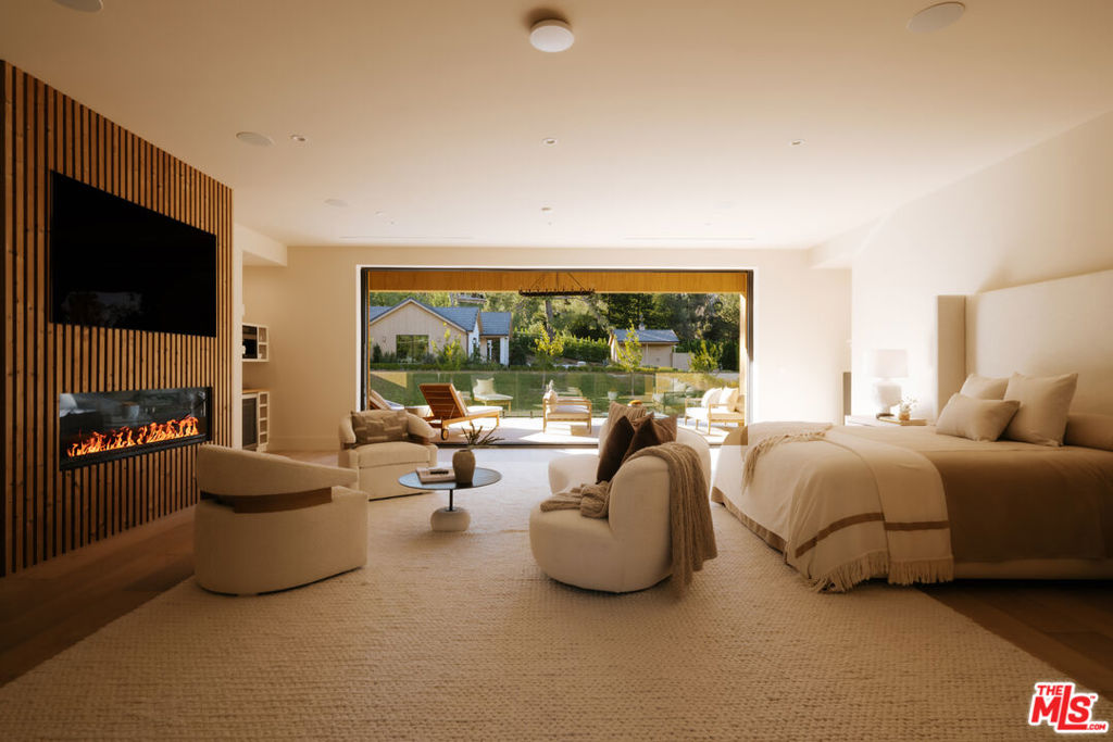 5287 Round Meadow Road Property Photo 14