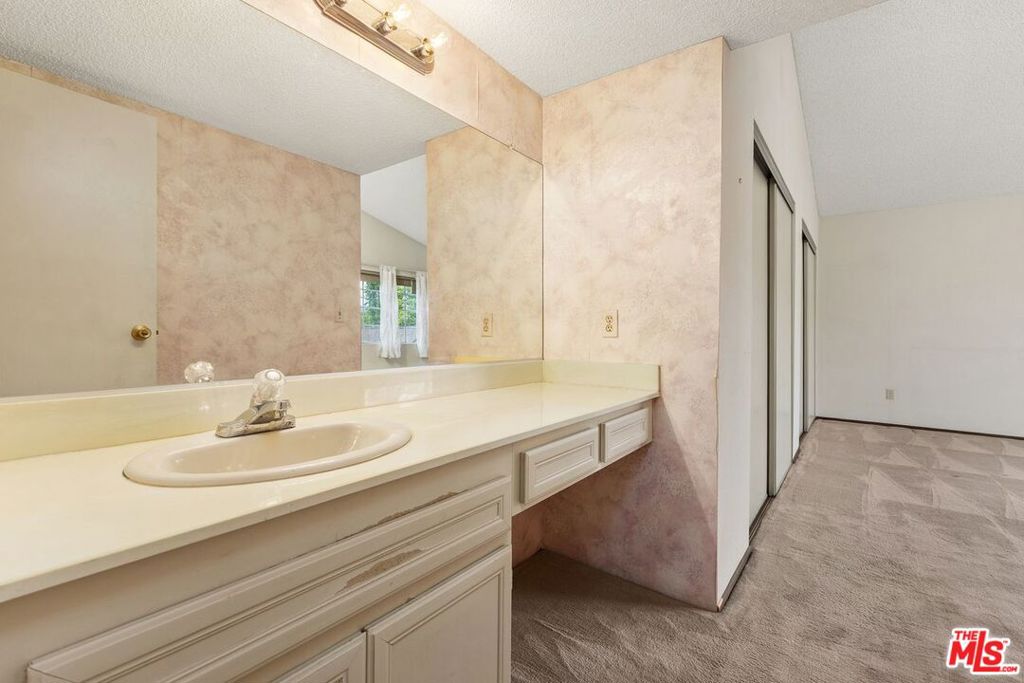 455 Bancroft Property Photo 33