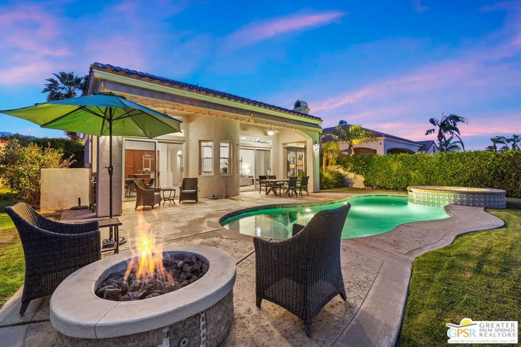 88 Via Las Flores Property Photo 4