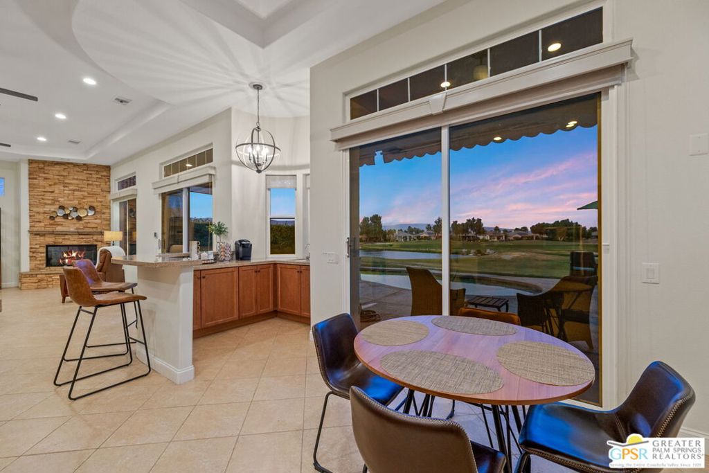88 Via Las Flores Property Photo 8