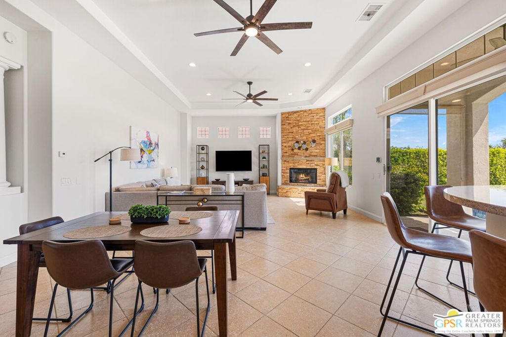 88 Via Las Flores Property Photo 23