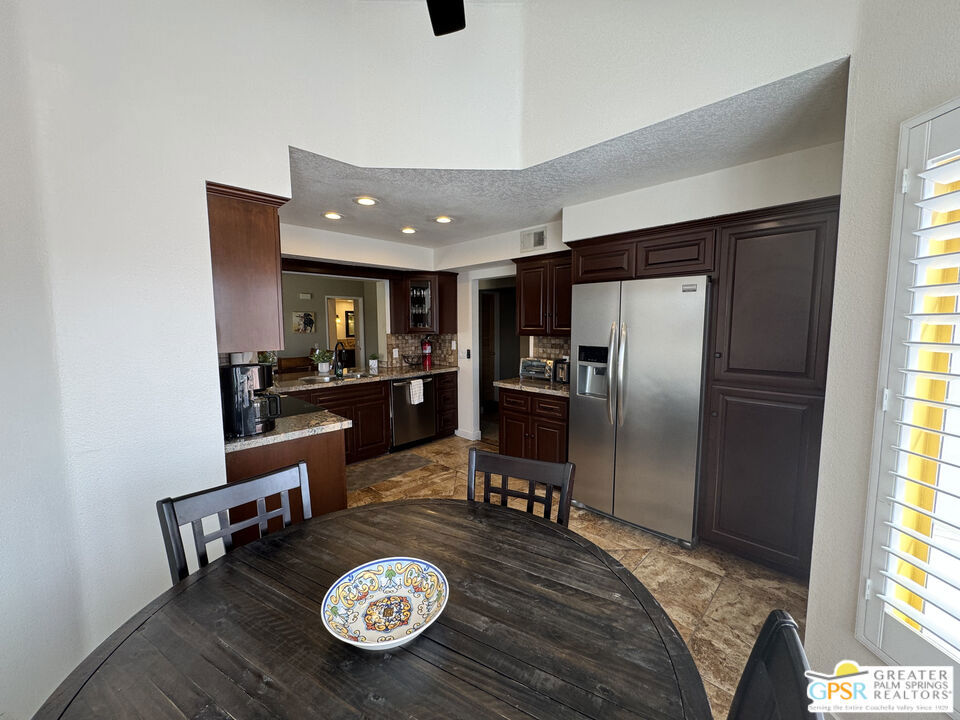 696 Vista Lago Circle Property Photo 29