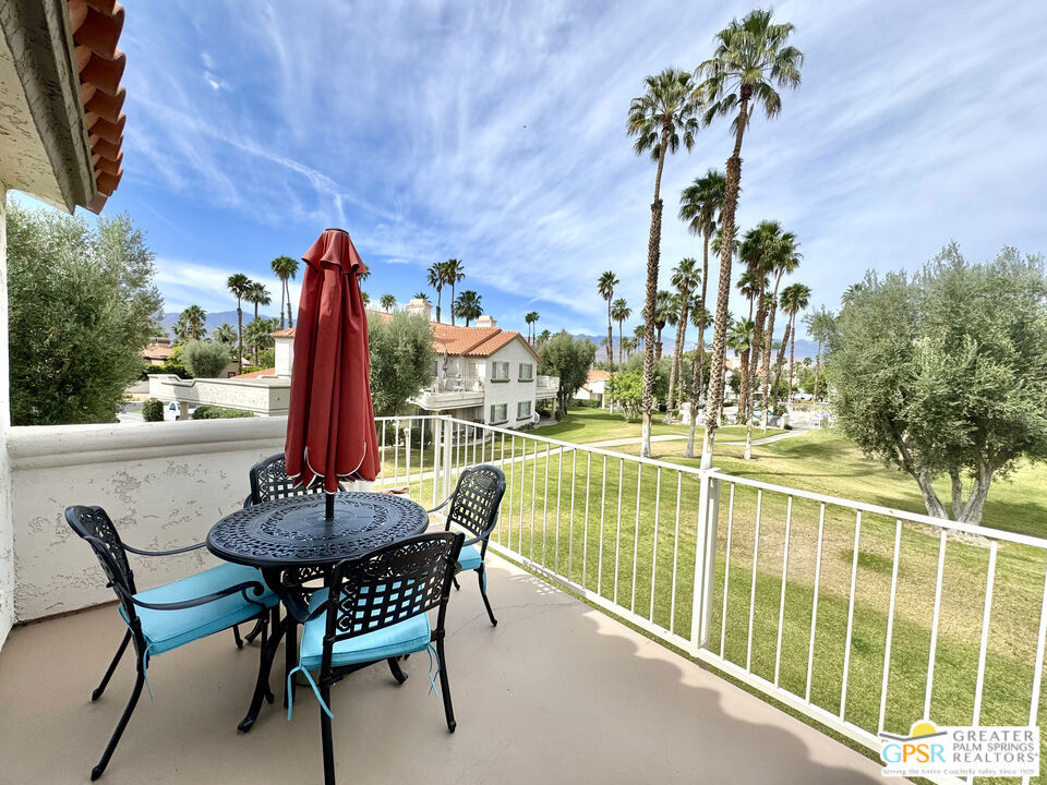 696 Vista Lago Circle Property Photo 32