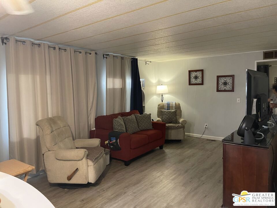 15500 Bubbling Wells Road 133 Property Photo 6