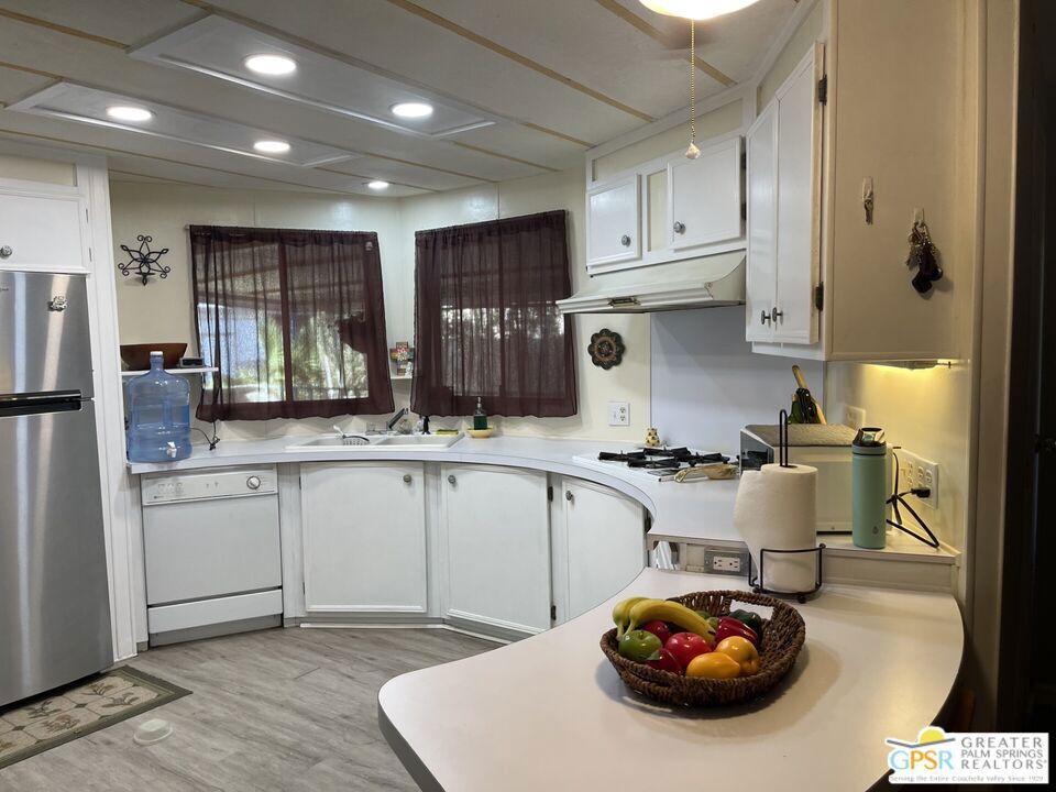 15500 Bubbling Wells Road 133 Property Photo 20