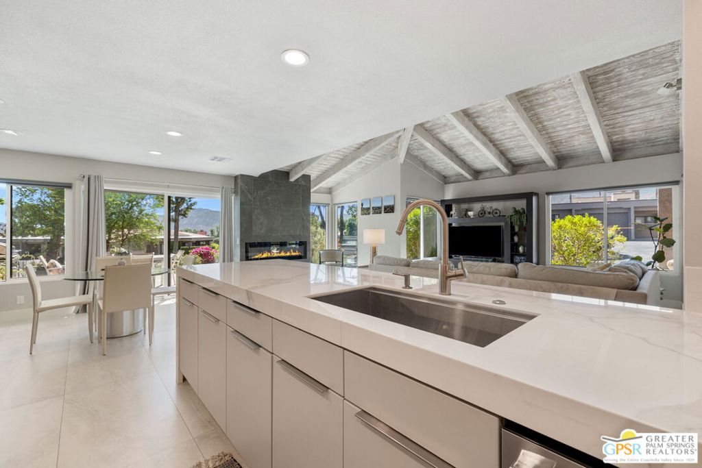 48726 Sageflower Lane Property Photo 4
