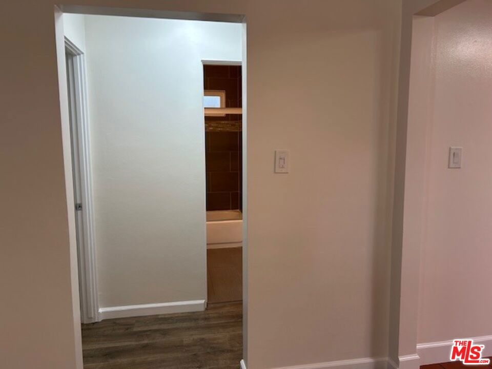 36 Brooks Avenue D Property Photo 9