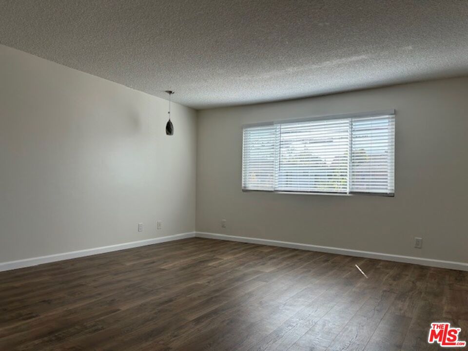 36 Brooks Avenue D Property Photo 21