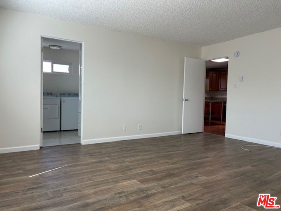 36 Brooks Avenue D Property Photo 23