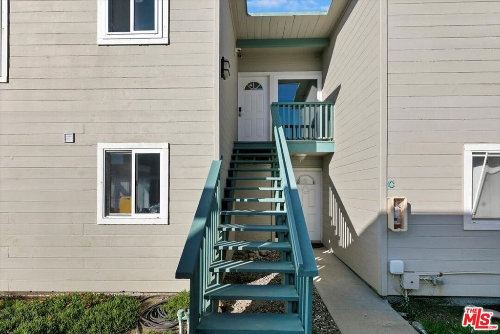 1610 Seacoast Drive D Property Photo 12