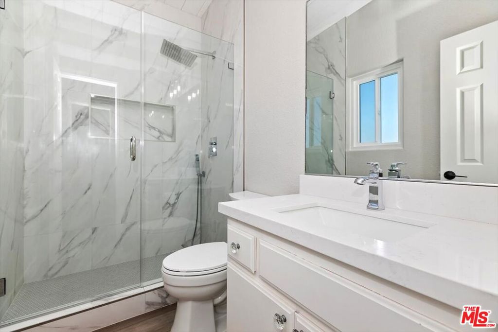 1610 Seacoast Drive D Property Photo 35