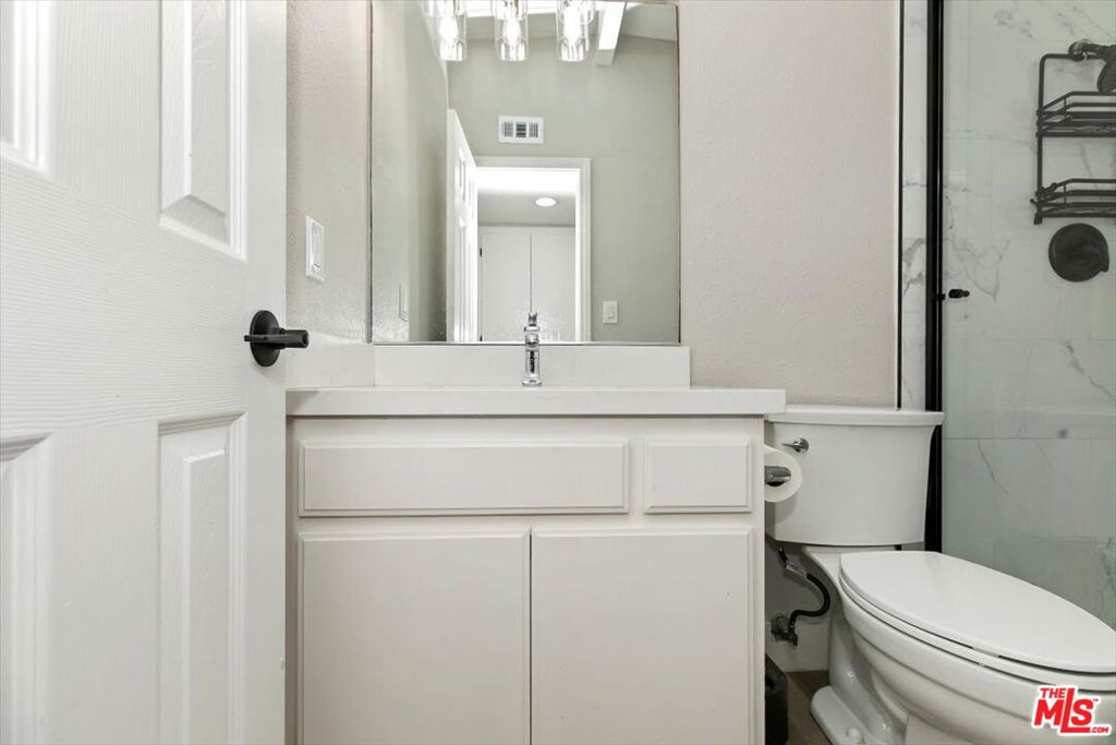 1610 Seacoast Drive D Property Photo 38
