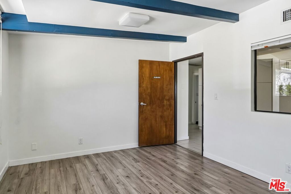 11100 Sheldon Street Property Photo 21