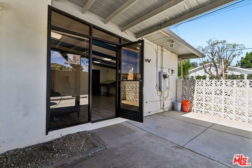 11100 Sheldon Street Property Photo 22