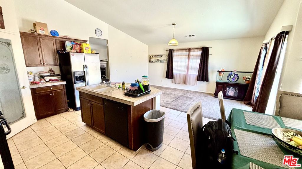 14224 Savanna Street Property Photo 10