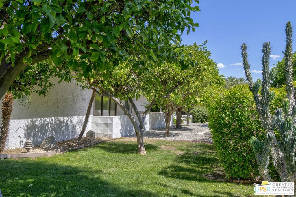 2450 Camino Vida Property Photo 32