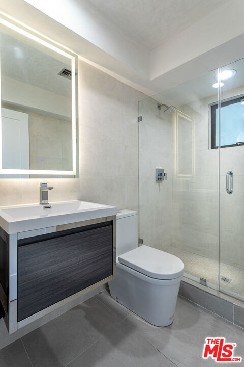 8424 Grand View Drive Property Photo 21