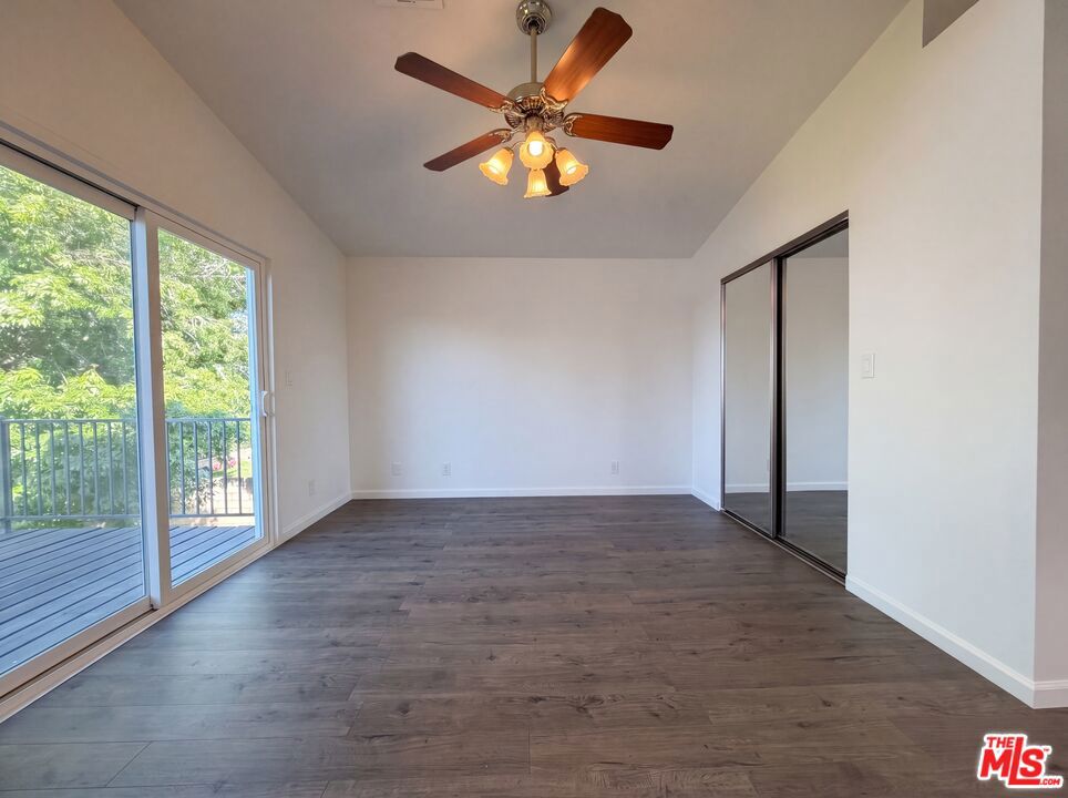 4333 Cocina Lane Property Photo 4