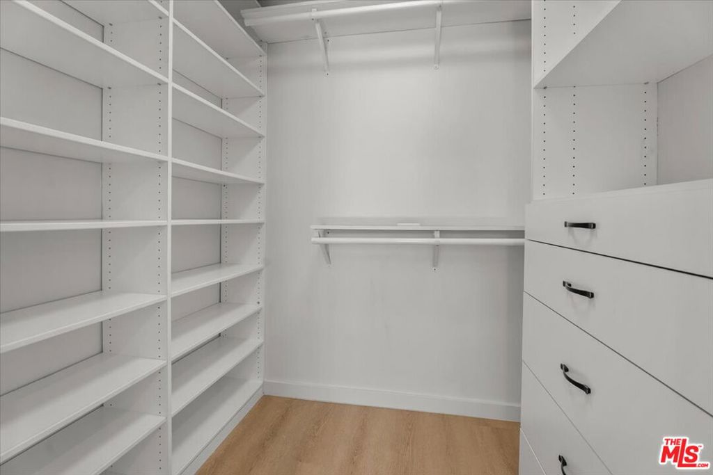 6732 Esplanade Street Property Photo 6