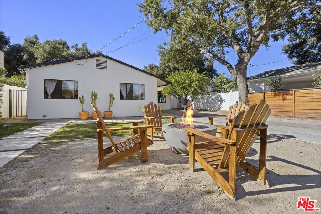 251 N Encinal Avenue Property Photo 6