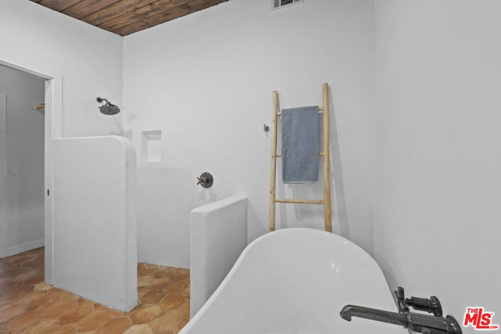 251 N Encinal Avenue Property Photo 25