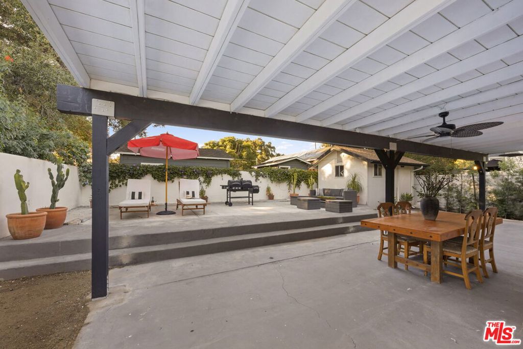 251 N Encinal Avenue Property Photo 26