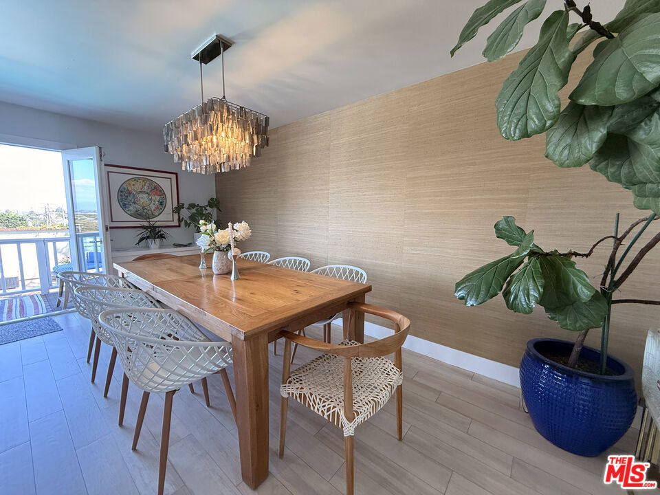200 Larsson Street Property Photo 3