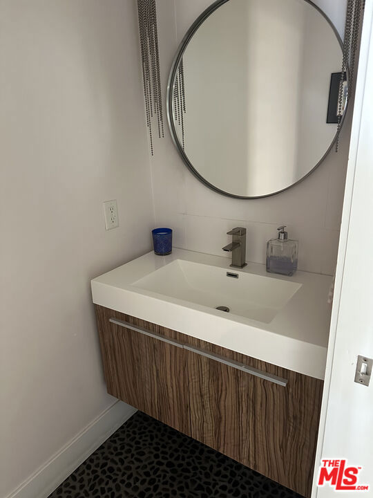200 Larsson Street Property Photo 25