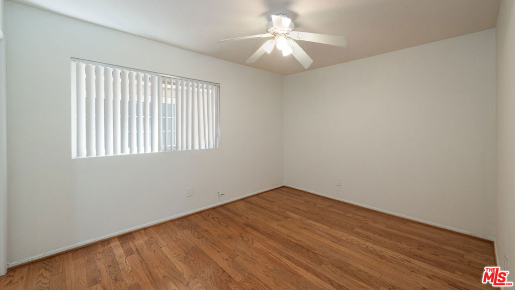3102 Granville Avenue Property Photo 11