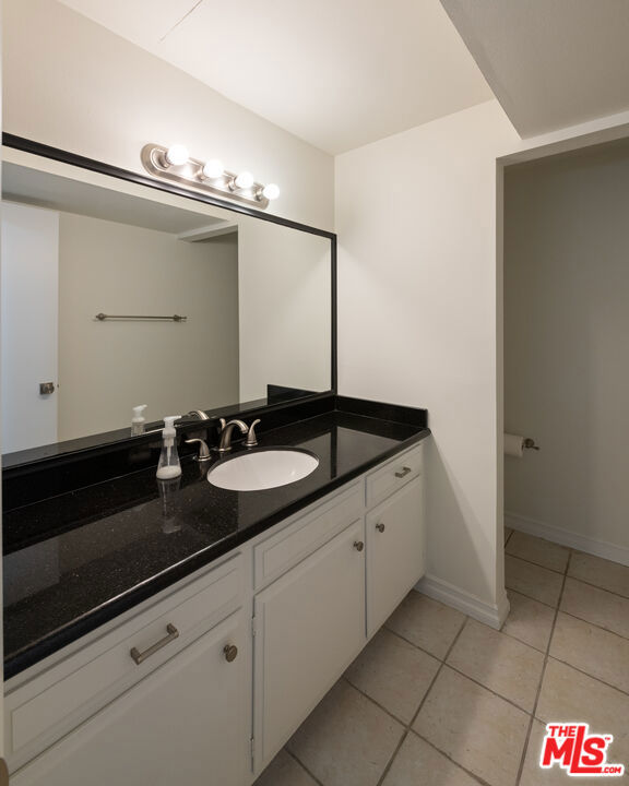 3102 Granville Avenue Property Photo 13