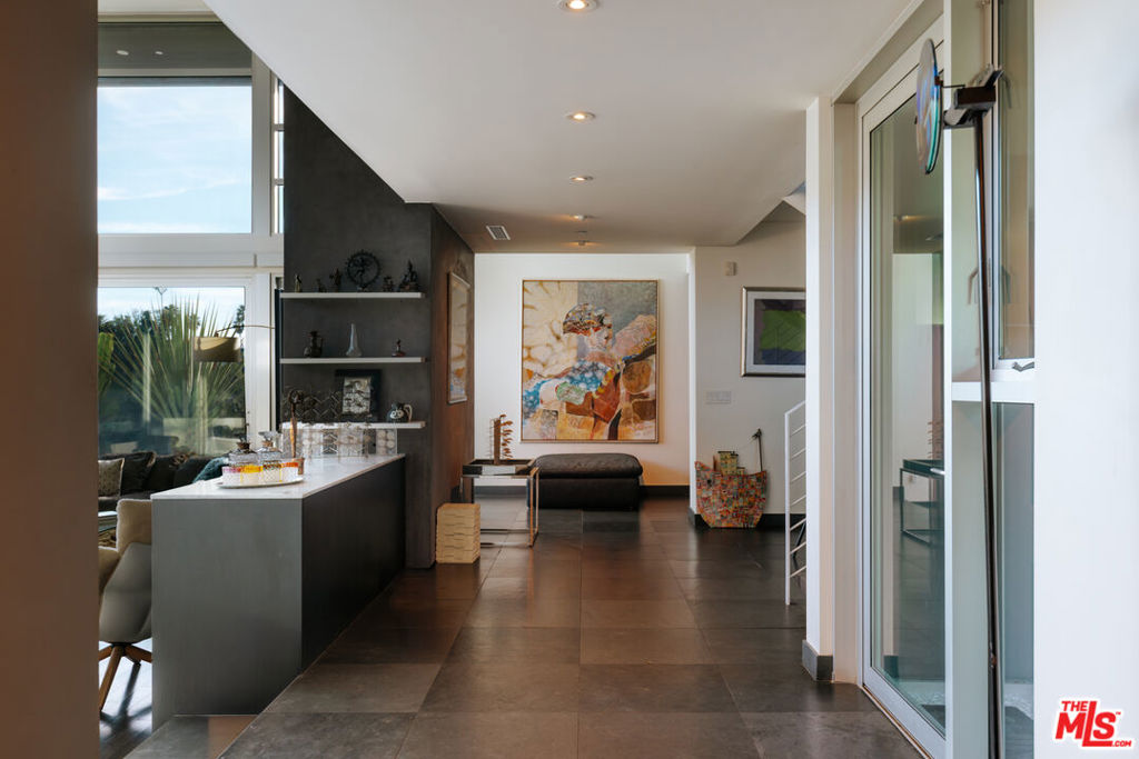 2651 Nichols Canyon Road Property Photo 30