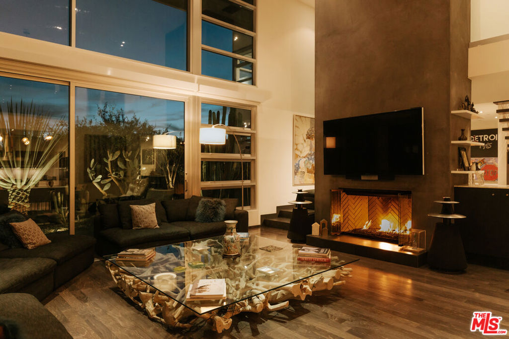 2651 Nichols Canyon Road Property Photo 36