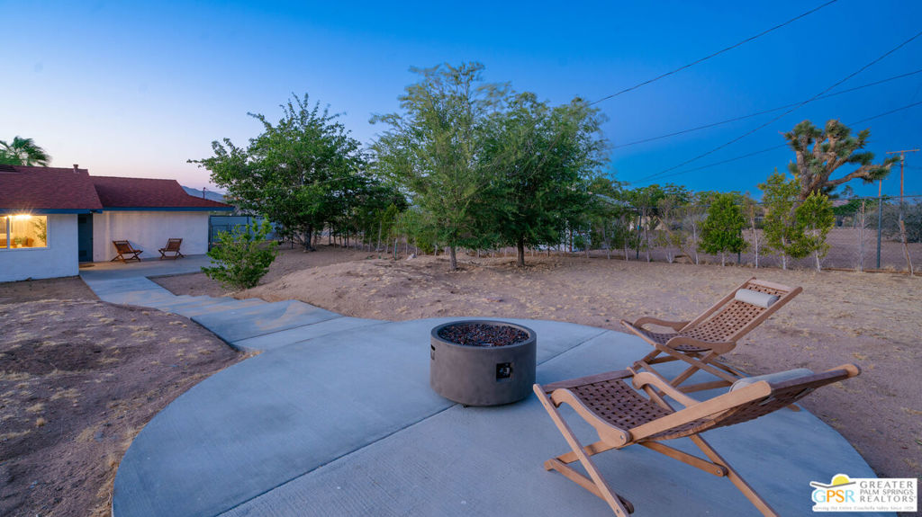60219 Latham Trail Property Photo 26