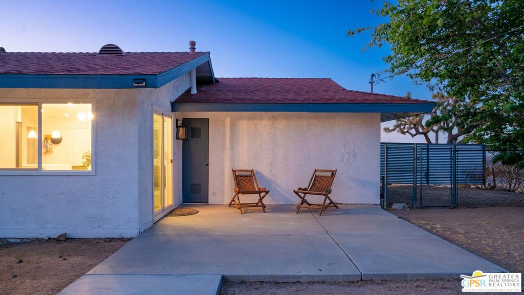 60219 Latham Trail Property Photo 29