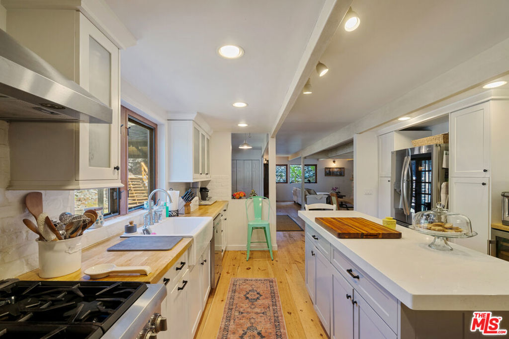 1640 Old Topanga Canyon Road Property Photo 8