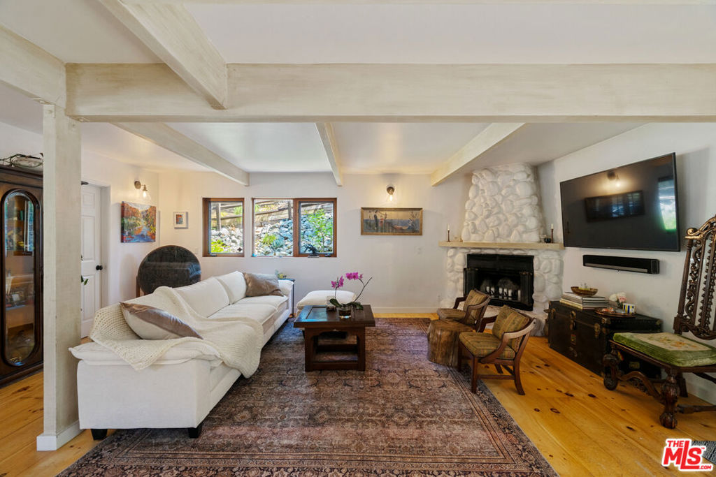 1640 Old Topanga Canyon Road Property Photo 10