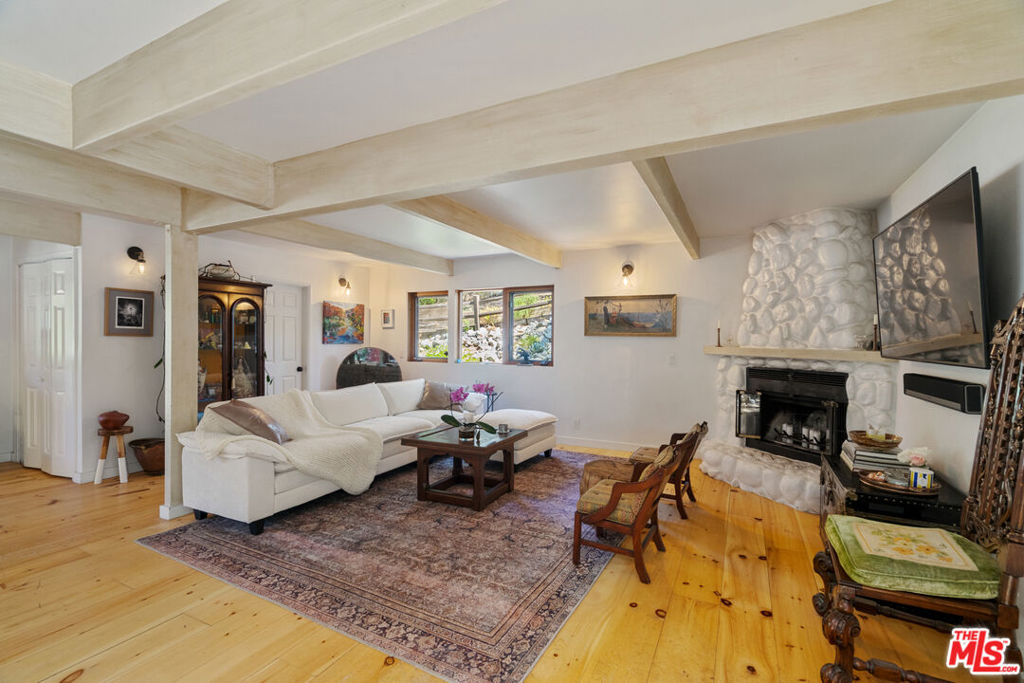 1640 Old Topanga Canyon Road Property Photo 19