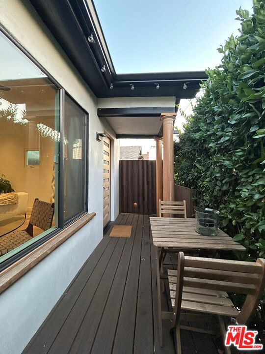 7734 Lexington Avenue Property Photo 11
