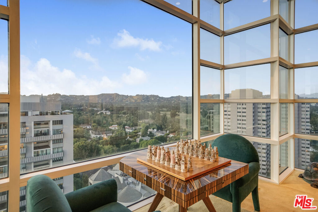 10380 Wilshire Boulevard 1501 Property Photo 5