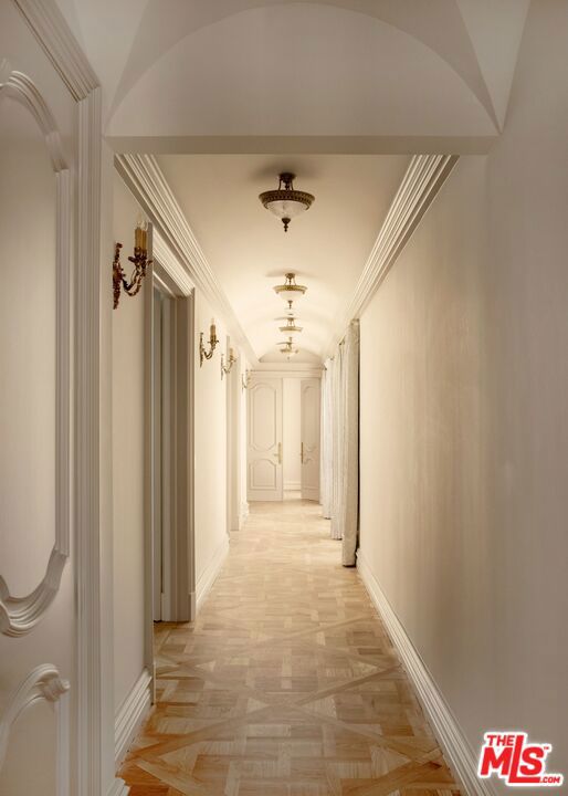 628 N Rodeo Drive Property Photo 22